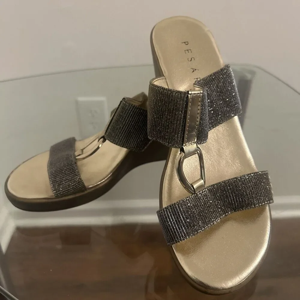 Pesáro Gold & Silver Platform Sandals Women’s, Sz 6